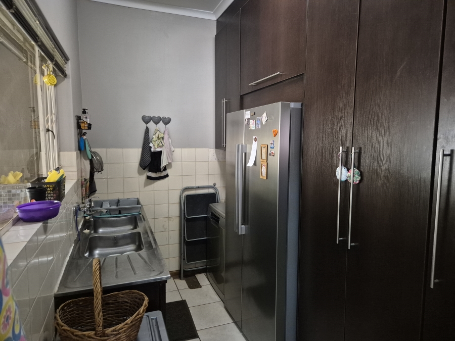 4 Bedroom Property for Sale in Wilkoppies North West